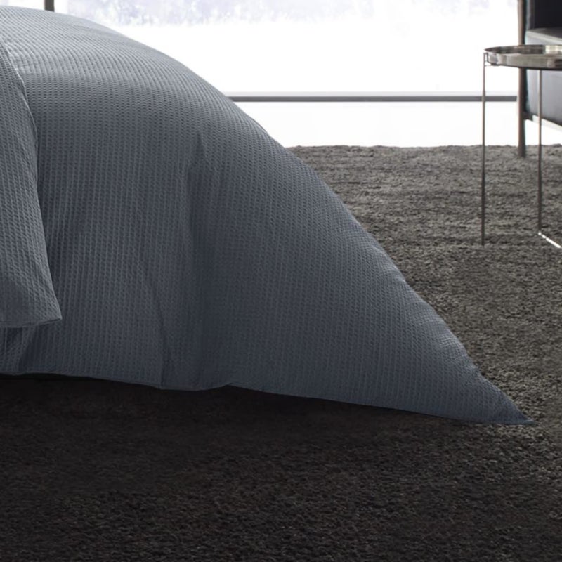 Vera Wang - King Duvet Cover Set, Soft Cotton Bedding with Matching Pillowcases, Button Closure & Inner Corner Ties, 3 Piece Bed Set (Waffle Pique Midnight Blue) - Image 3